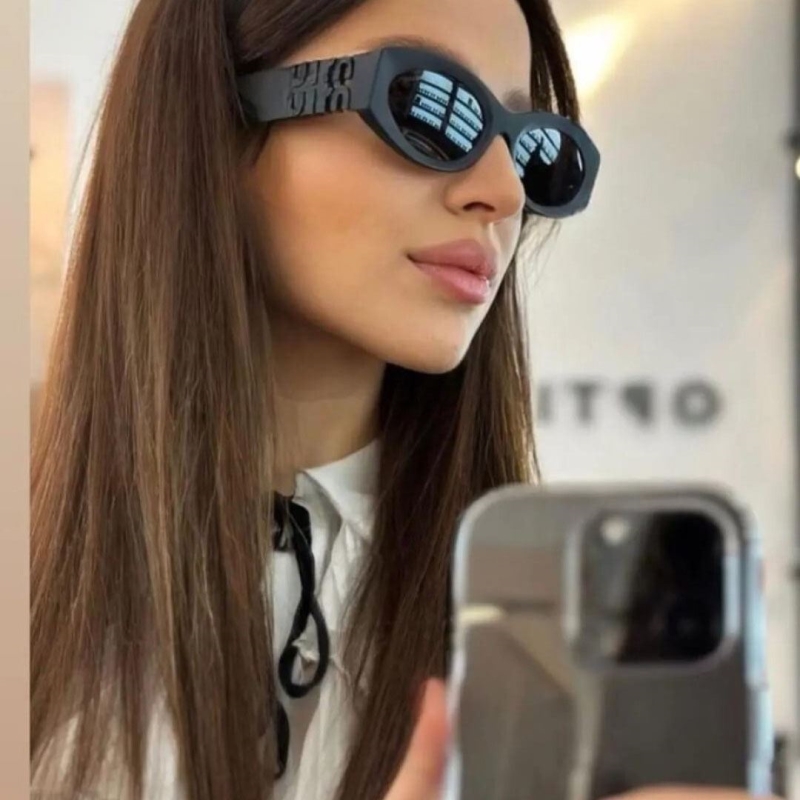 MIU MIU